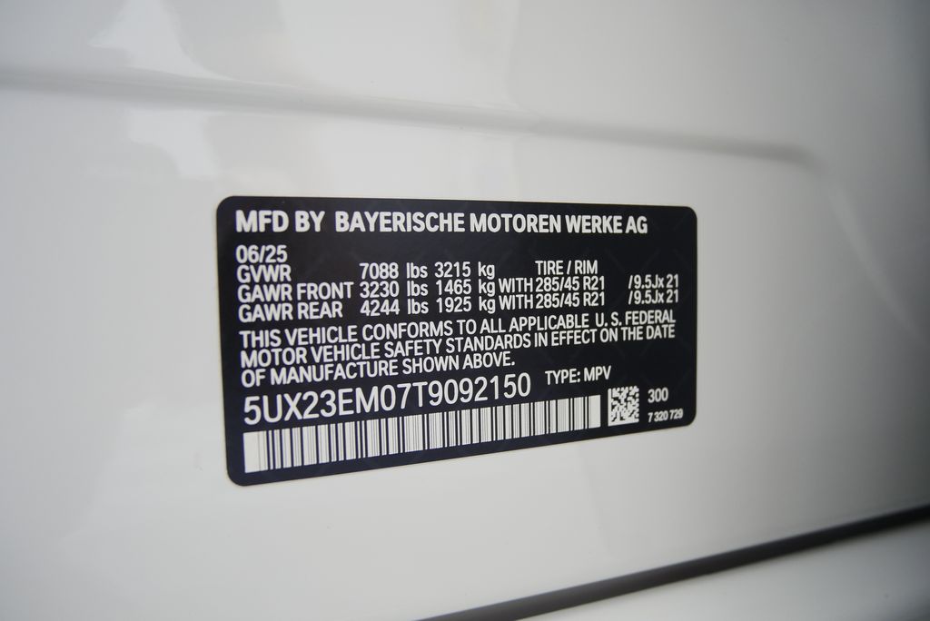 Thumbnail: 2026 BMW X7 - 26