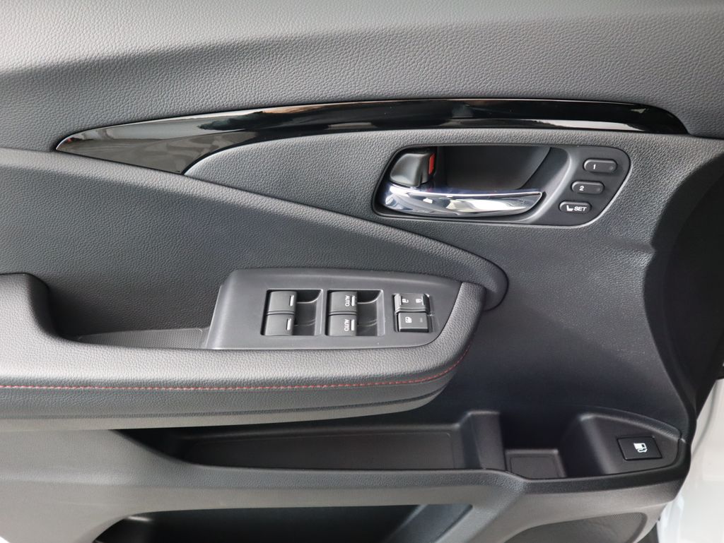 Thumbnail: 2026 Honda Ridgeline - 23