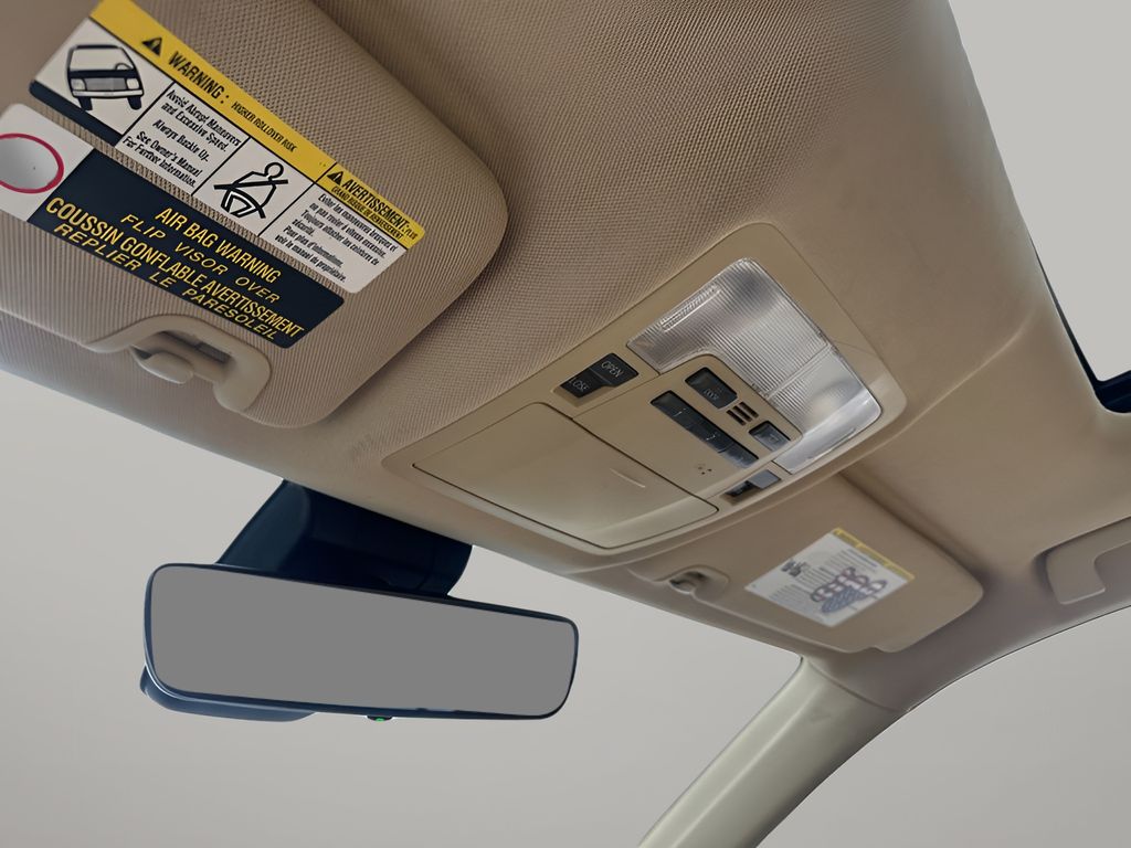 Used Car 2019 Toyota Highlander  Xle For Sale Under $25,000 In Austin, Texas