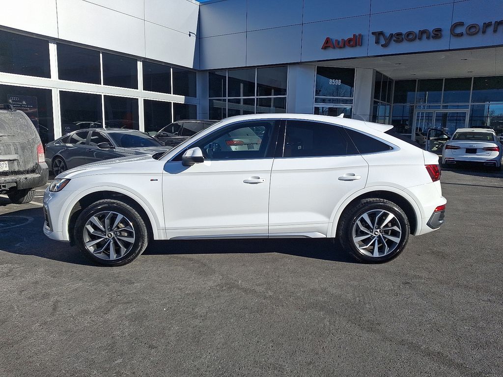 Thumbnail: 2022 Audi Q5 - 7