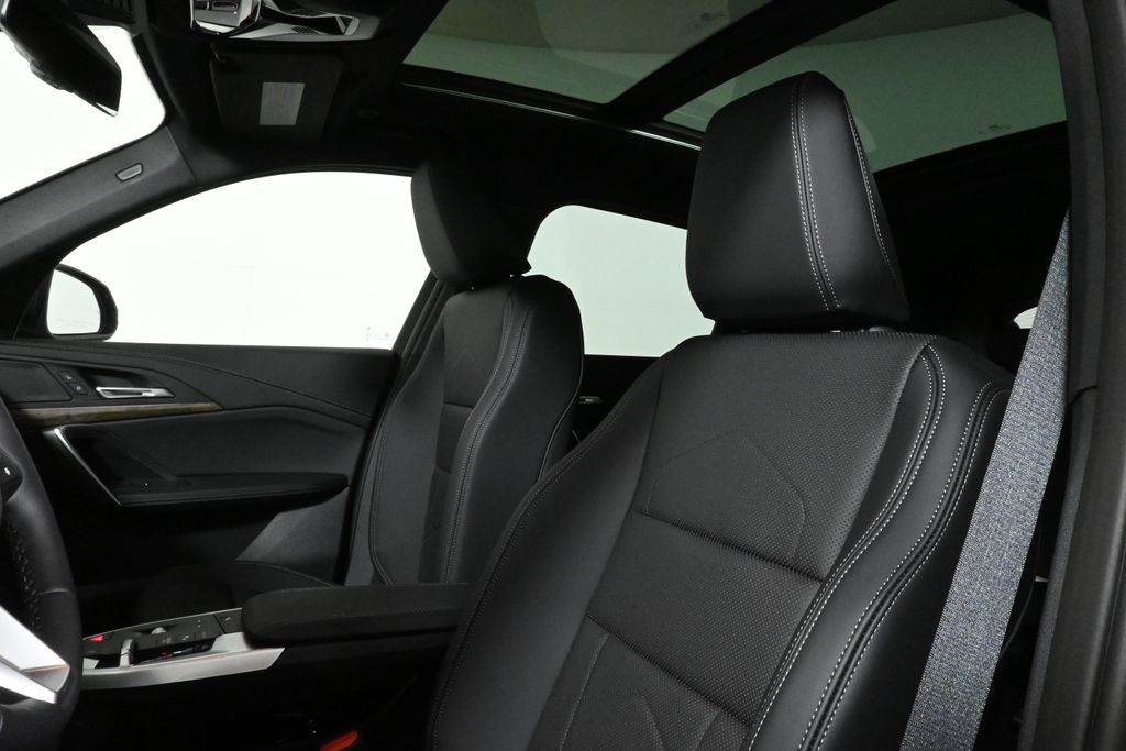 Thumbnail: 2026 BMW X1 - 16