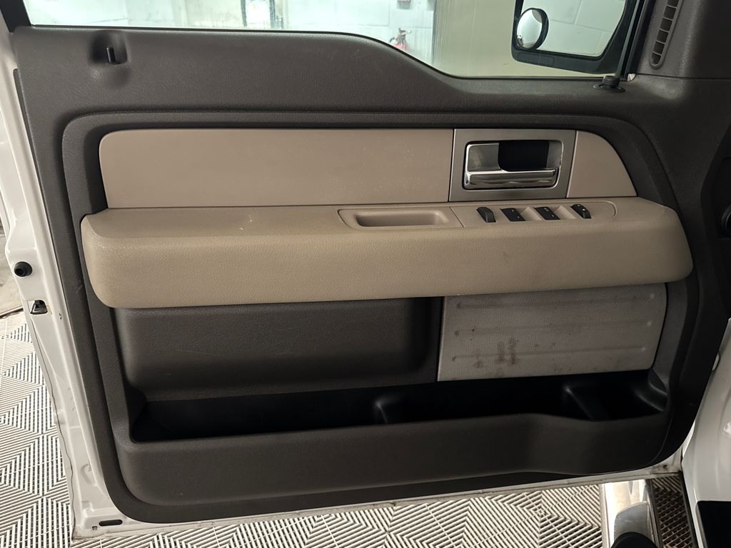 Used 2010 White Ford XL image 14