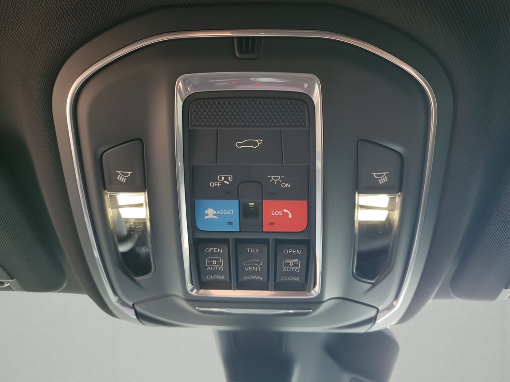 New Car 2025 Jeep Grand Cherokee L  Overland For Sale Under $70,000 In Austin, Texas