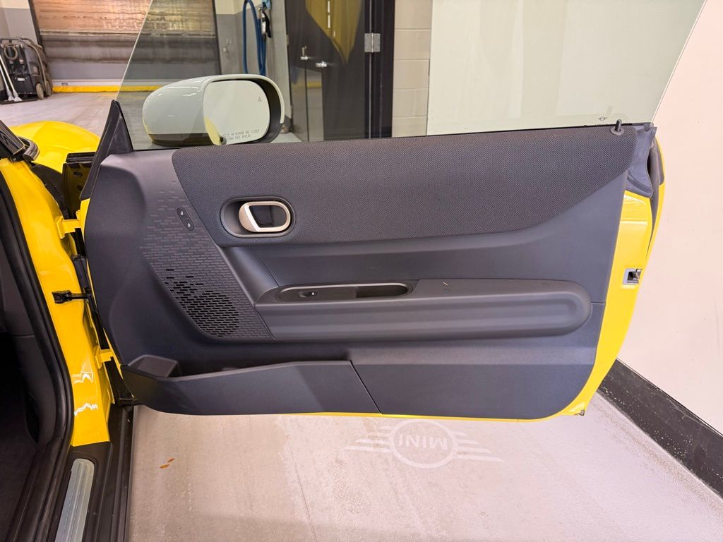 Thumbnail: 2025 MINI Cooper - 21