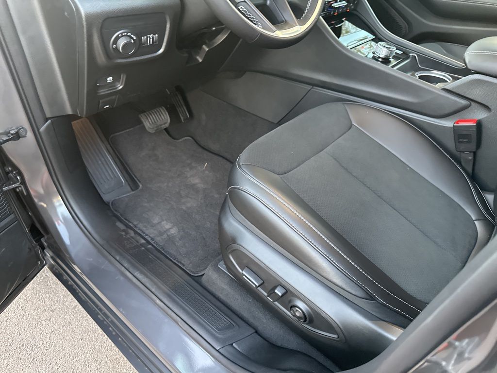 New Car 2025 Jeep Grand Cherokee  For Sale Under $50,000 In Austin, Texas