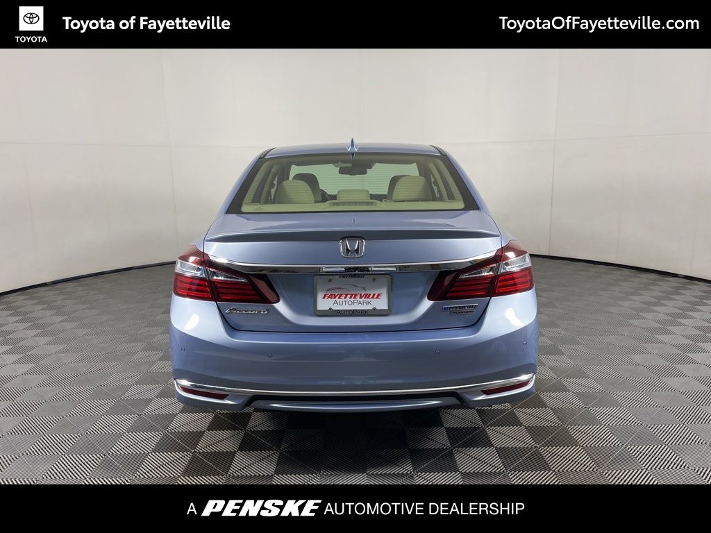 Thumbnail: 2017 Honda Accord - 4