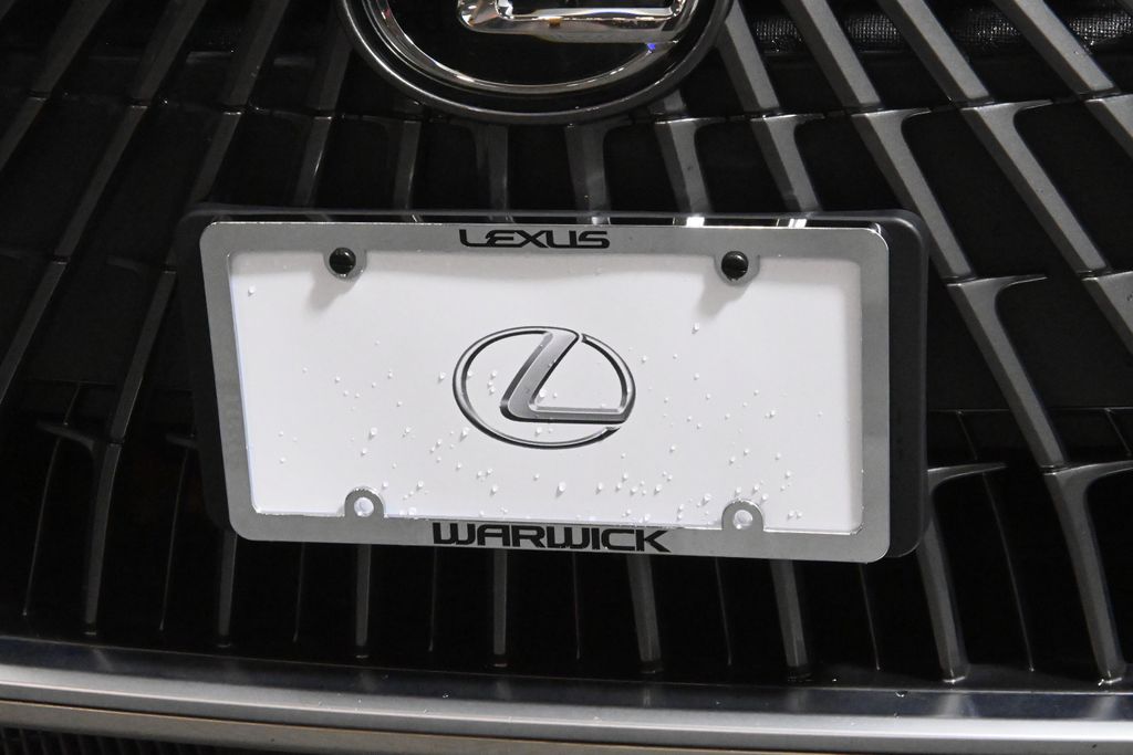 Thumbnail: 2023 Lexus ES - 14