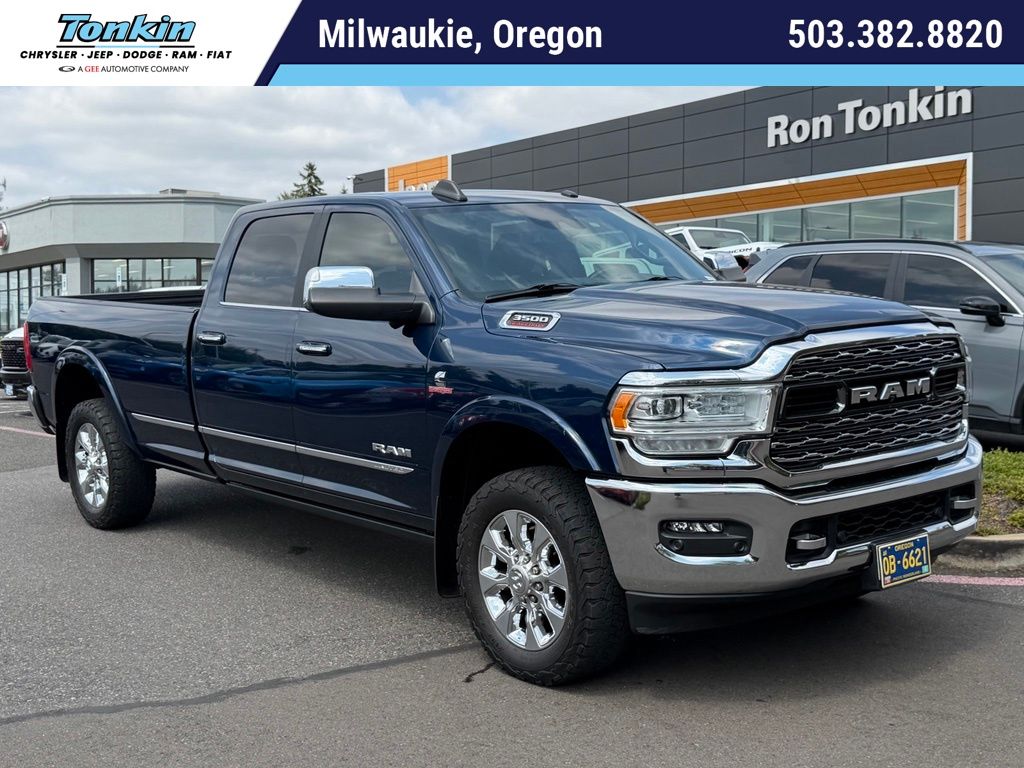 2022 RAM 3500 Azul (Patriot Blue Pearlcoat) Camioneta Todo terreno 6 velocidades Automática