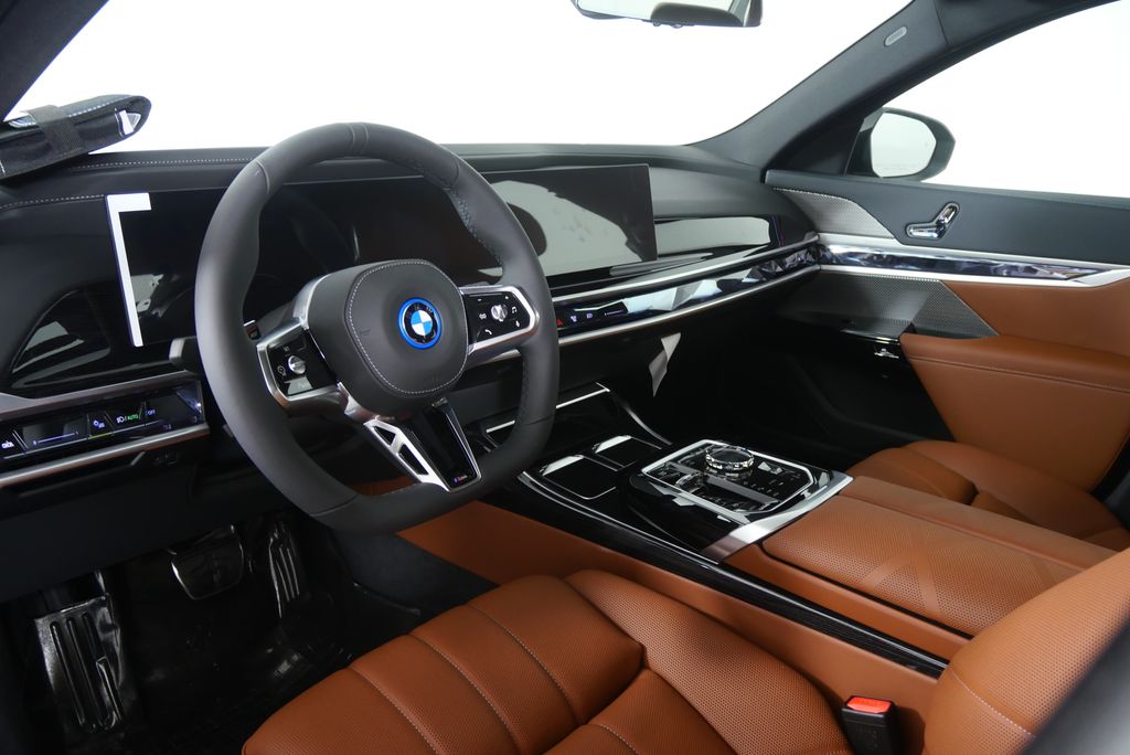 Thumbnail: 2026 BMW i7 - 13