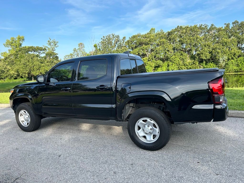 Thumbnail: 2021 Toyota Tacoma - 3