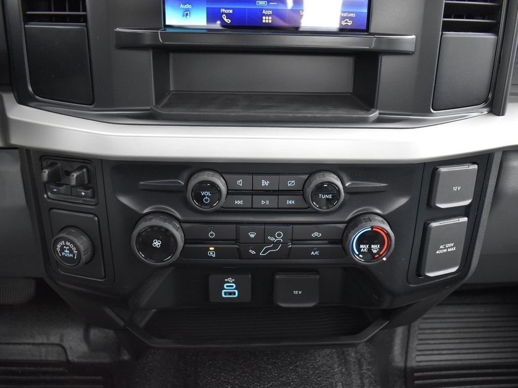 2024 Ford F-250 Super Duty XL