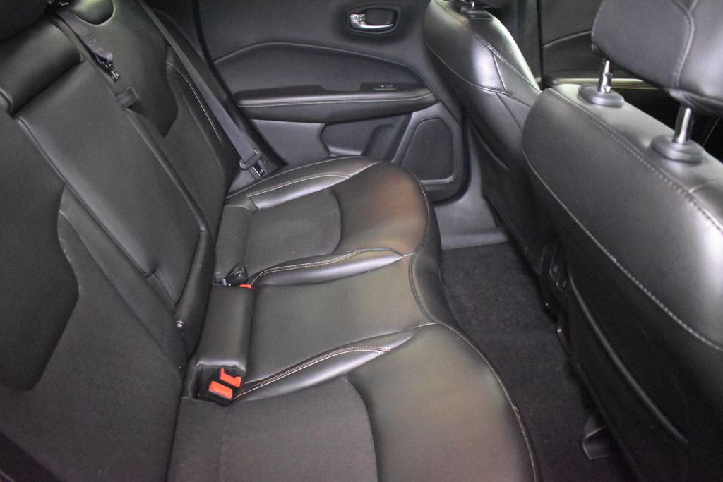 2020 Jeep Compass Latitude 32