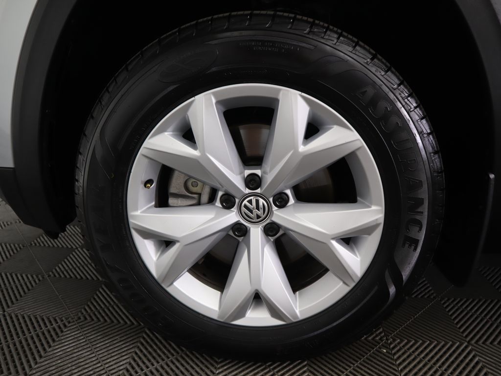 2019 Volkswagen Atlas S 31
