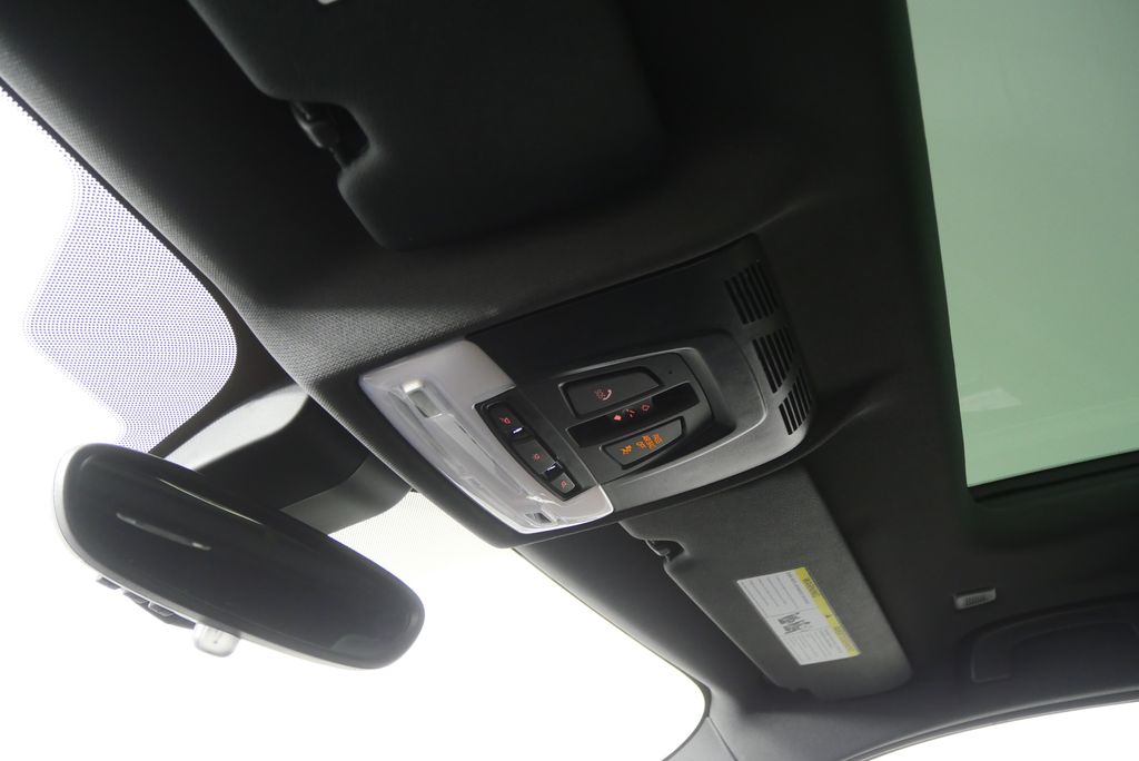 Thumbnail: 2023 BMW X2 - 21