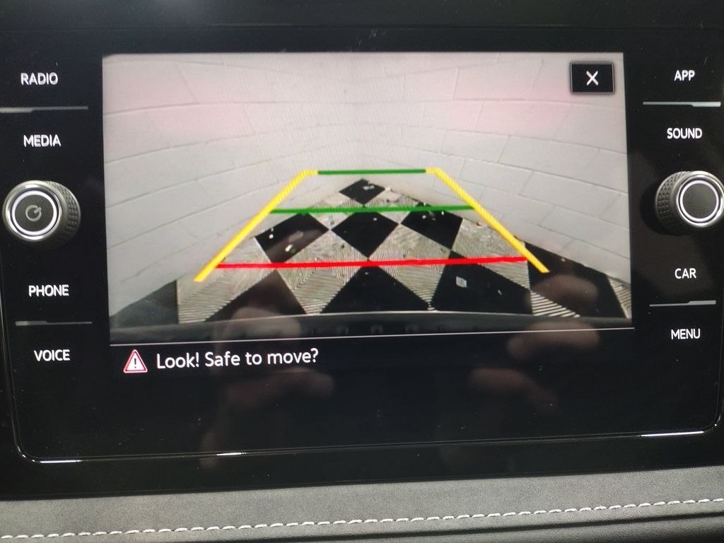 2025 Volkswagen Taos 1.5T SE Black