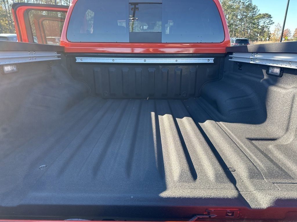 2025 Afterburn Orange Nissan Frontier PRO-4X 4X4 Truck