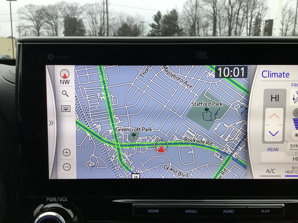 Thumbnail: 2022 Toyota Highlander - 24