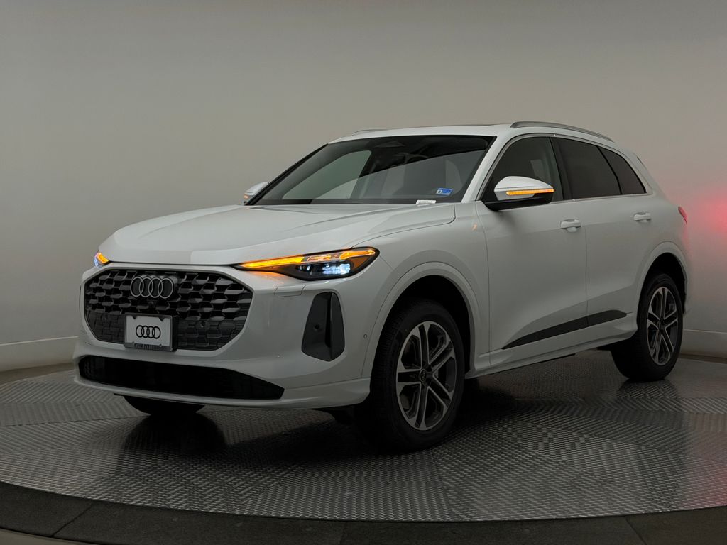 Thumbnail: 2026 Audi Q5 - 3