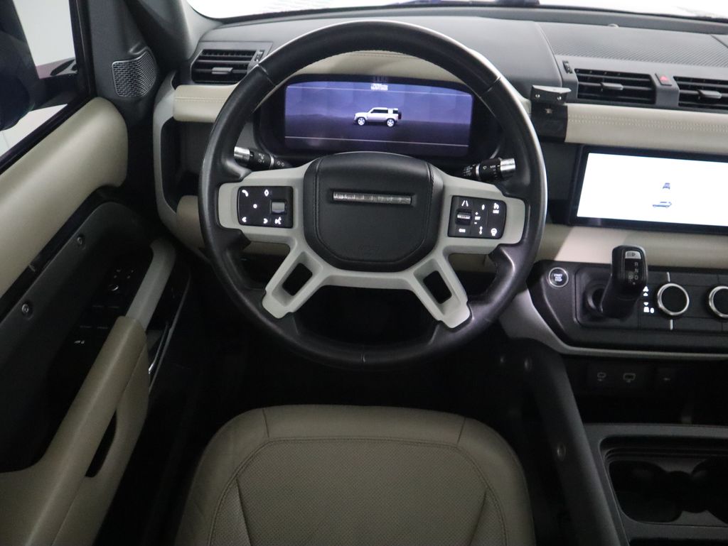 Thumbnail: 2020 Land Rover Defender - 10