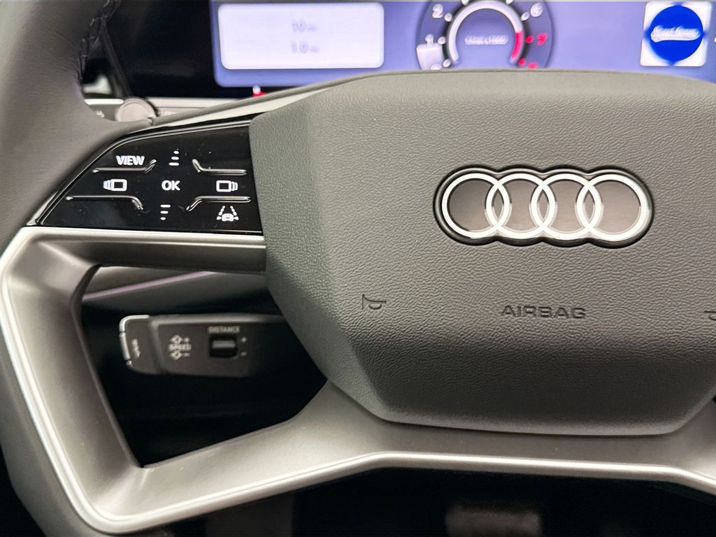 Thumbnail: 2026 Audi Q3 - 11