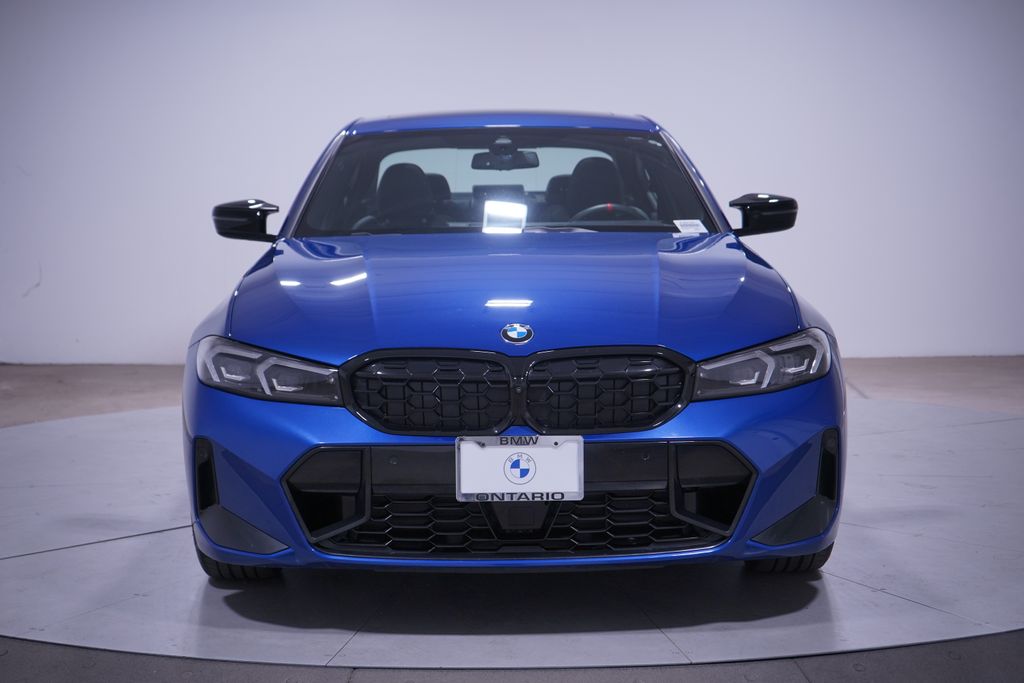 Thumbnail: 2025 BMW 3 Series - 4