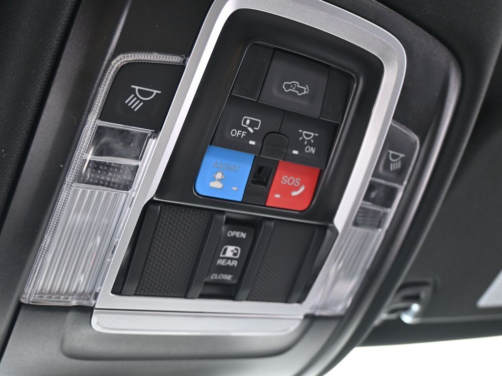 New 2026 Silver Zynith Ram Laramie image 23