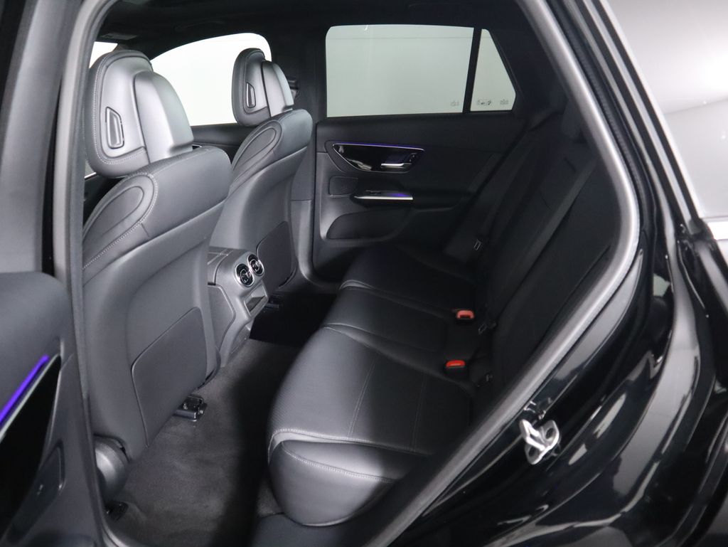 Thumbnail: 2026 Mercedes-Benz GLC - 22