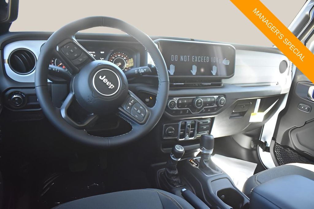 New Car 2025 Jeep Gladiator  Sport S For Sale Under $60,000 In Austin, Texas