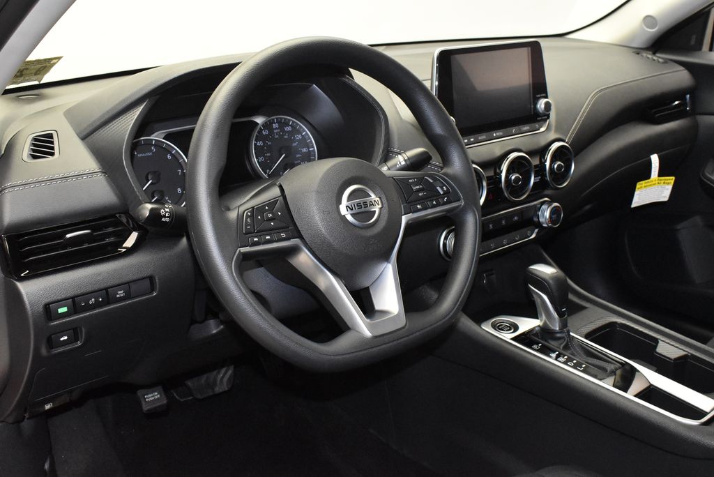 2023 Nissan Sentra SV 16