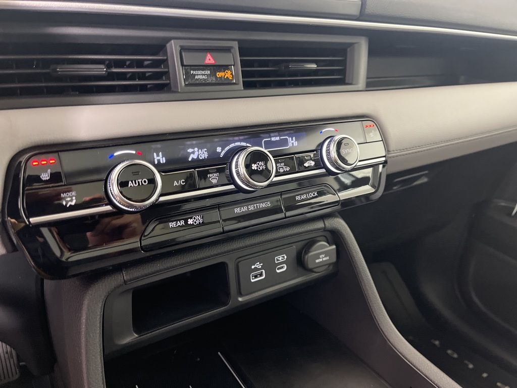 Thumbnail: 2025 Honda Pilot - 32