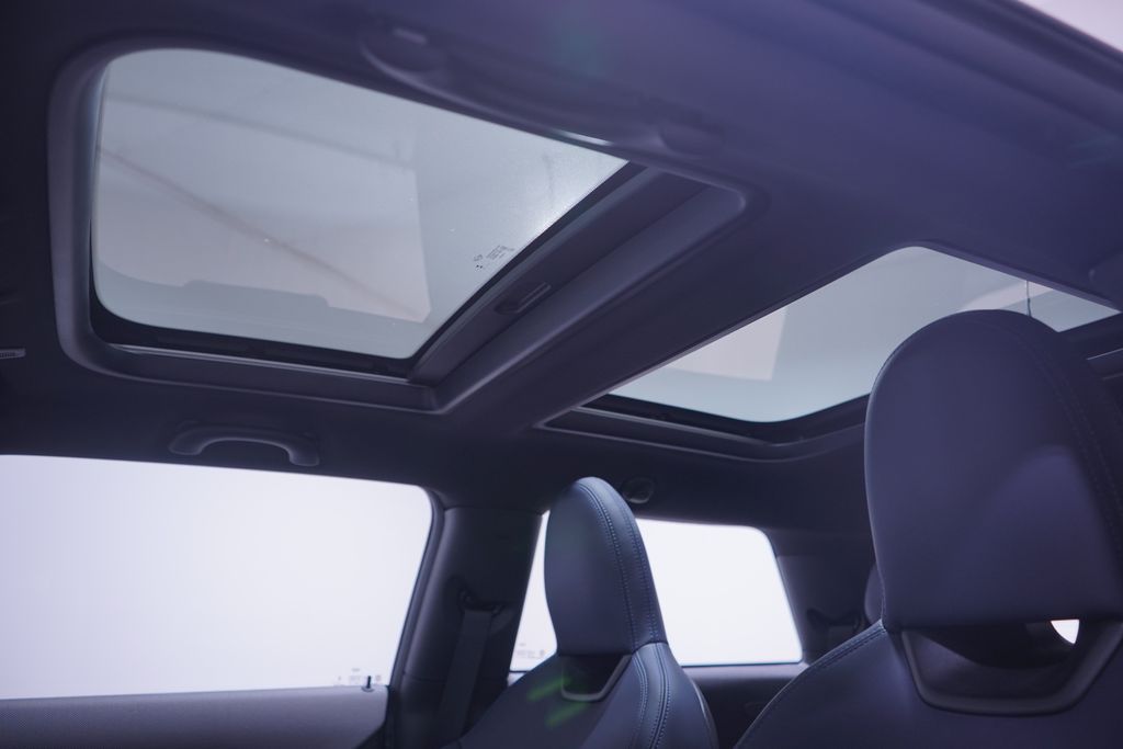 Thumbnail: 2025 MINI Cooper - 8