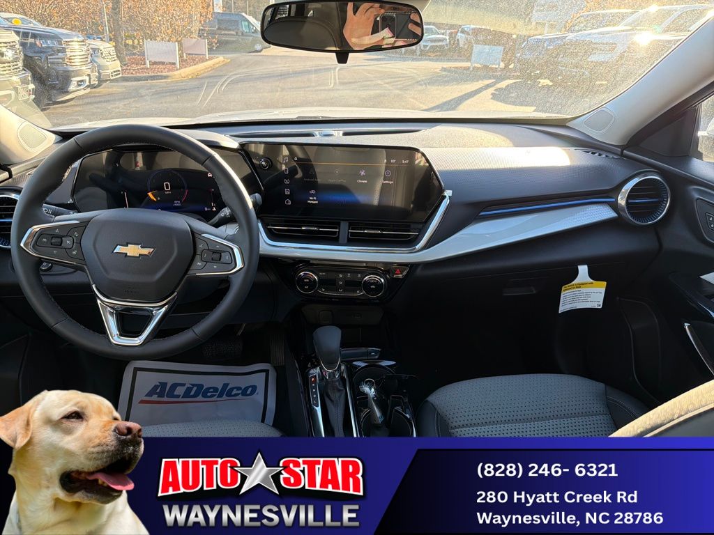 new 2025 Chevrolet Trax car, priced at $23,965