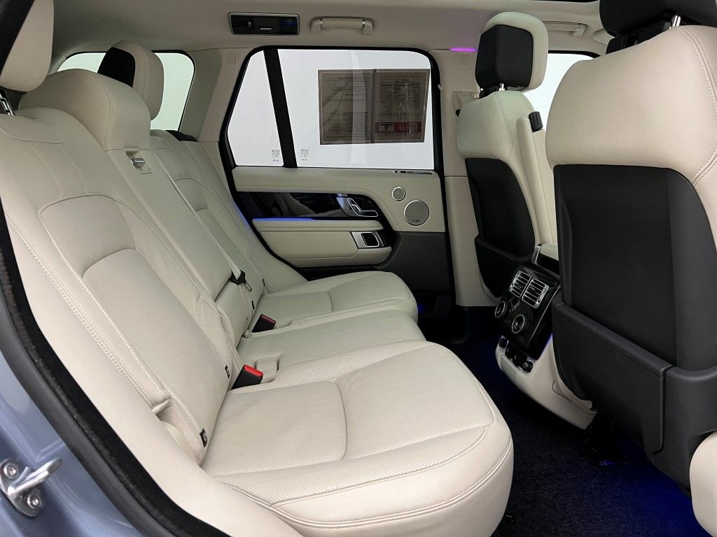 Thumbnail: 2021 Land Rover Range Rover - 18