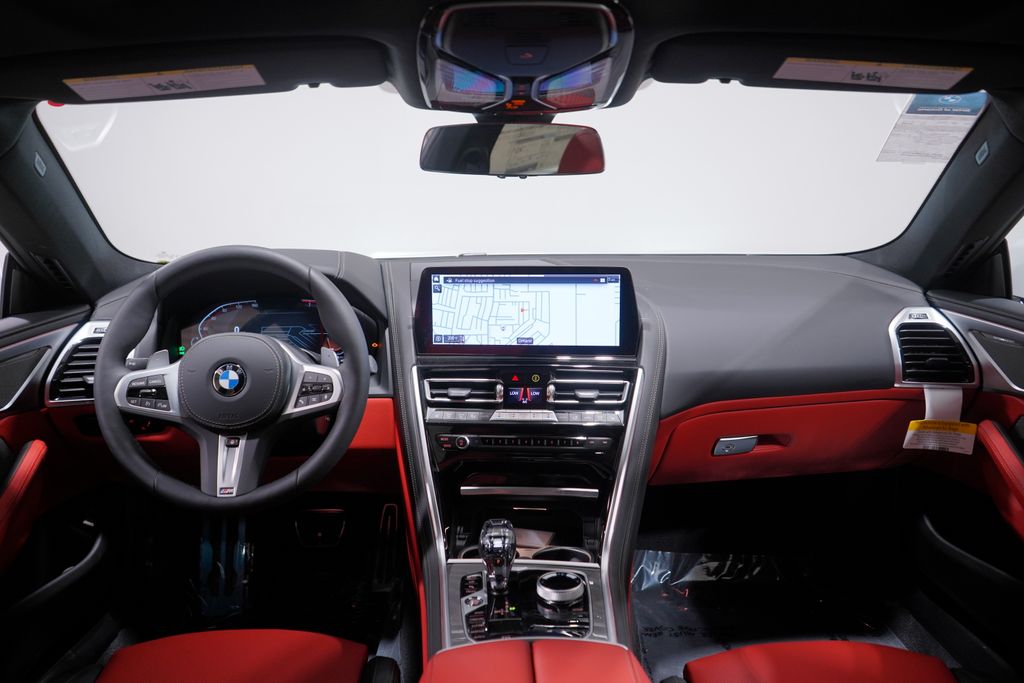 Thumbnail: 2026 BMW 8 Series - 10
