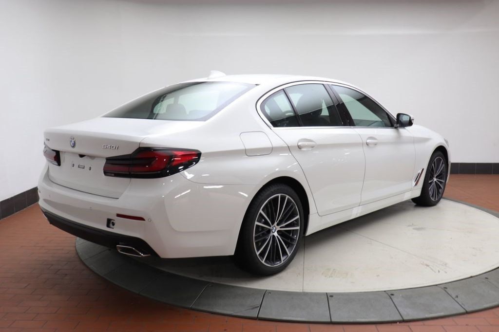 2023 BMW 5 Series 540i xDrive 3