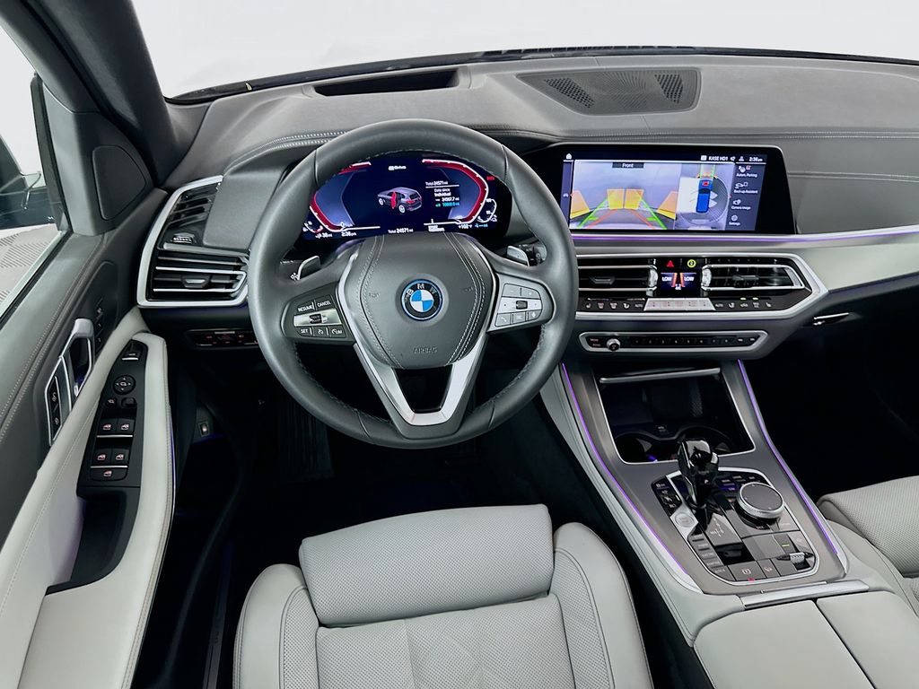 Thumbnail: 2023 BMW X5 - 23