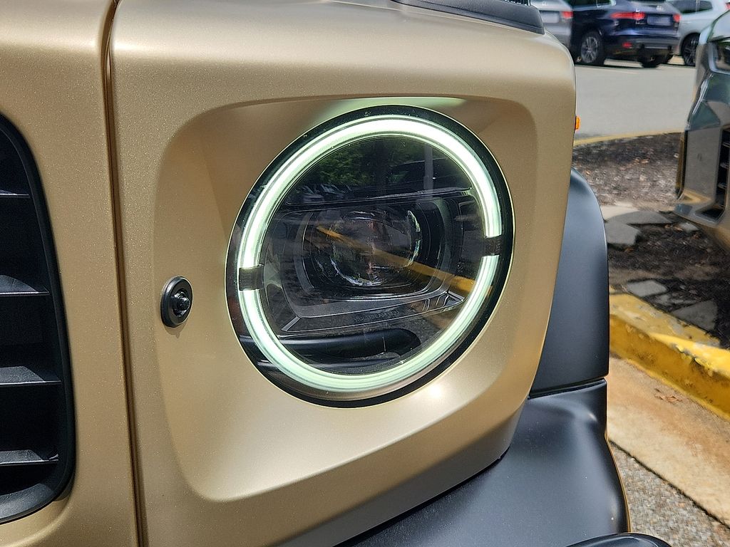 2025 Mercedes-Benz G-Class AMG G 63 9