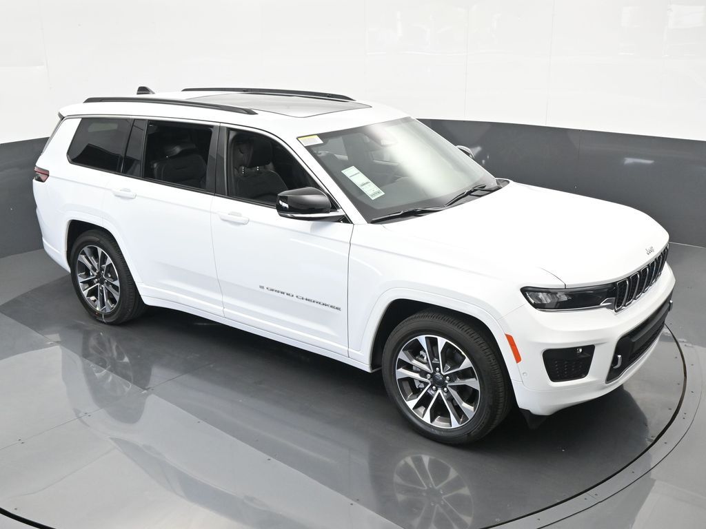 Used 2024 Bright White Clearcoat Jeep Overland image 45