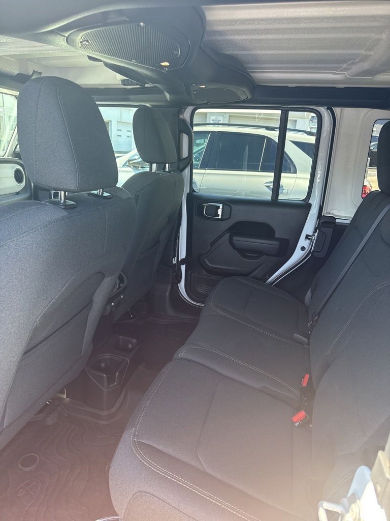 2025 Bright White Clearcoat Jeep Wrangler Willys 4X4 SUV