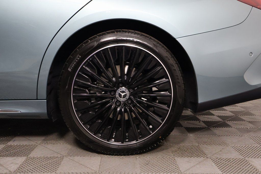 Thumbnail: 2027 Mercedes-Benz E-Class - 10