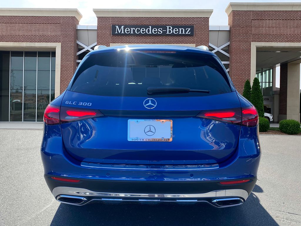 2024 Mercedes-Benz GLC 300 6