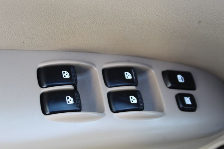 Used Car 2012 Kia Sedona  Lx For Sale Under $10,000 In Georgetown, Texas