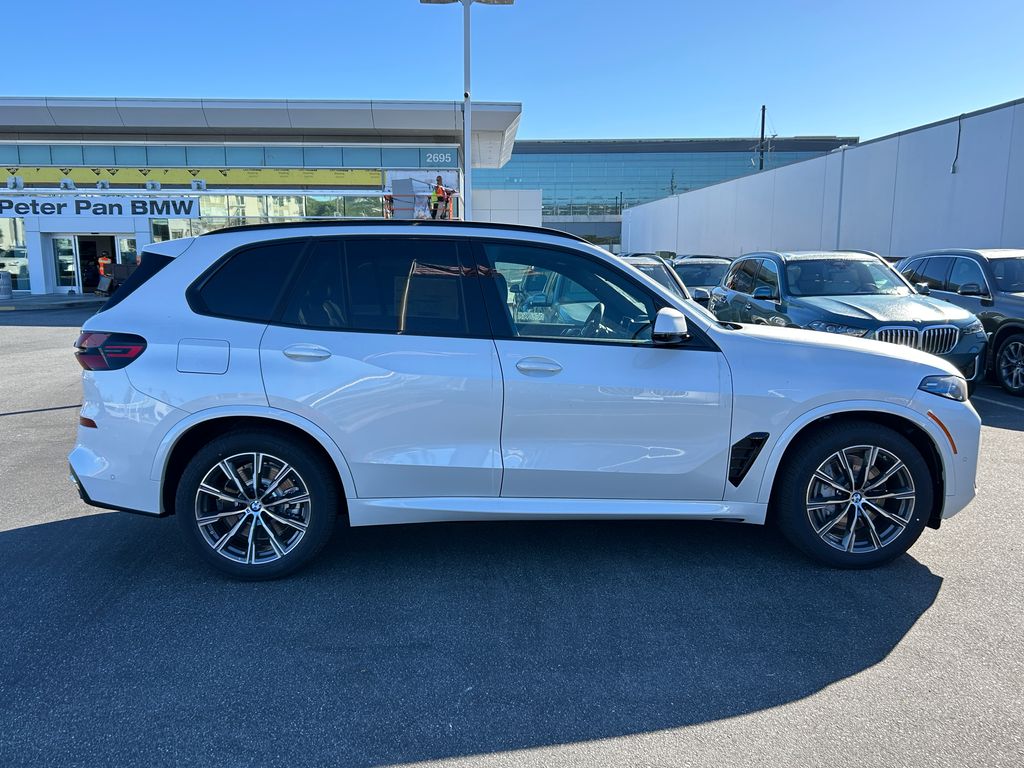 Thumbnail: 2026 BMW X5 - 6