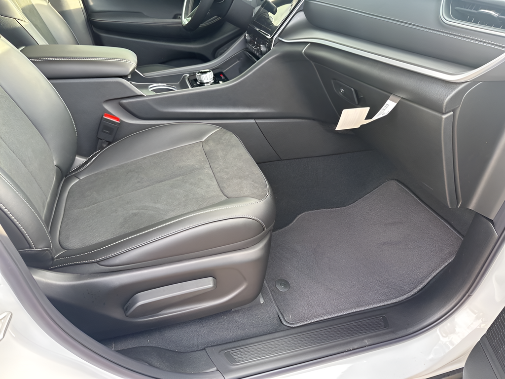 New Car 2025 Jeep Grand Cherokee  For Sale Under $50,000 In Austin, Texas