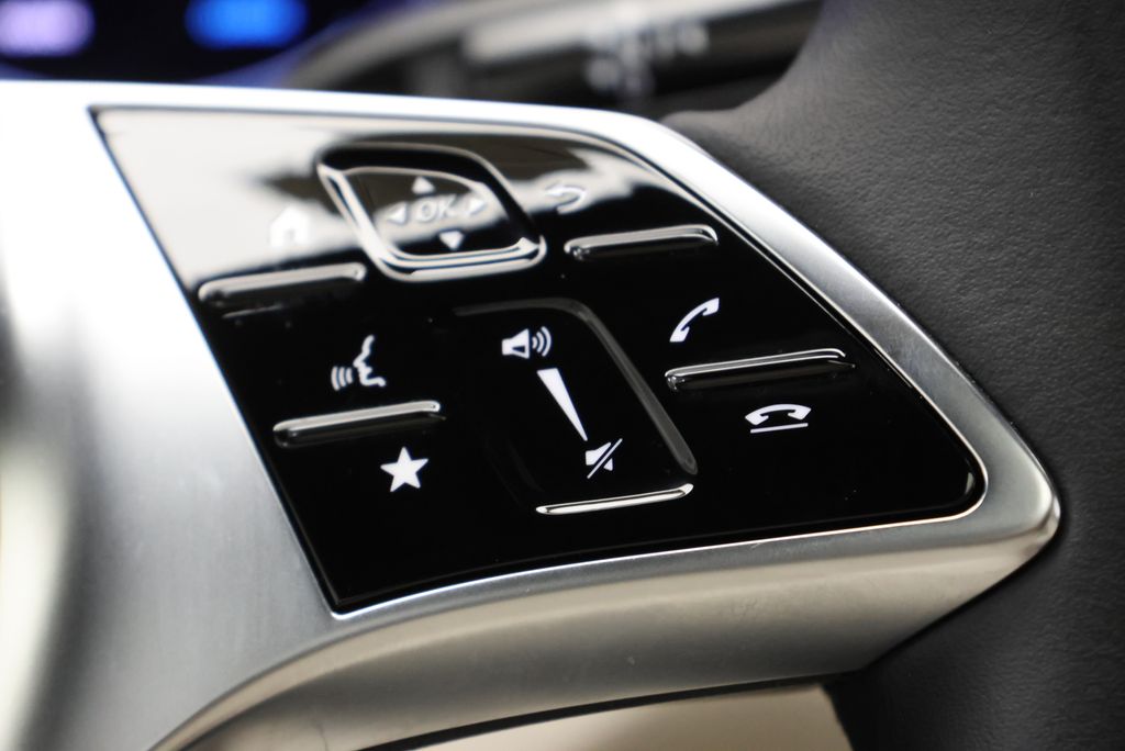 Thumbnail: 2026 Mercedes-Benz GLC - 22