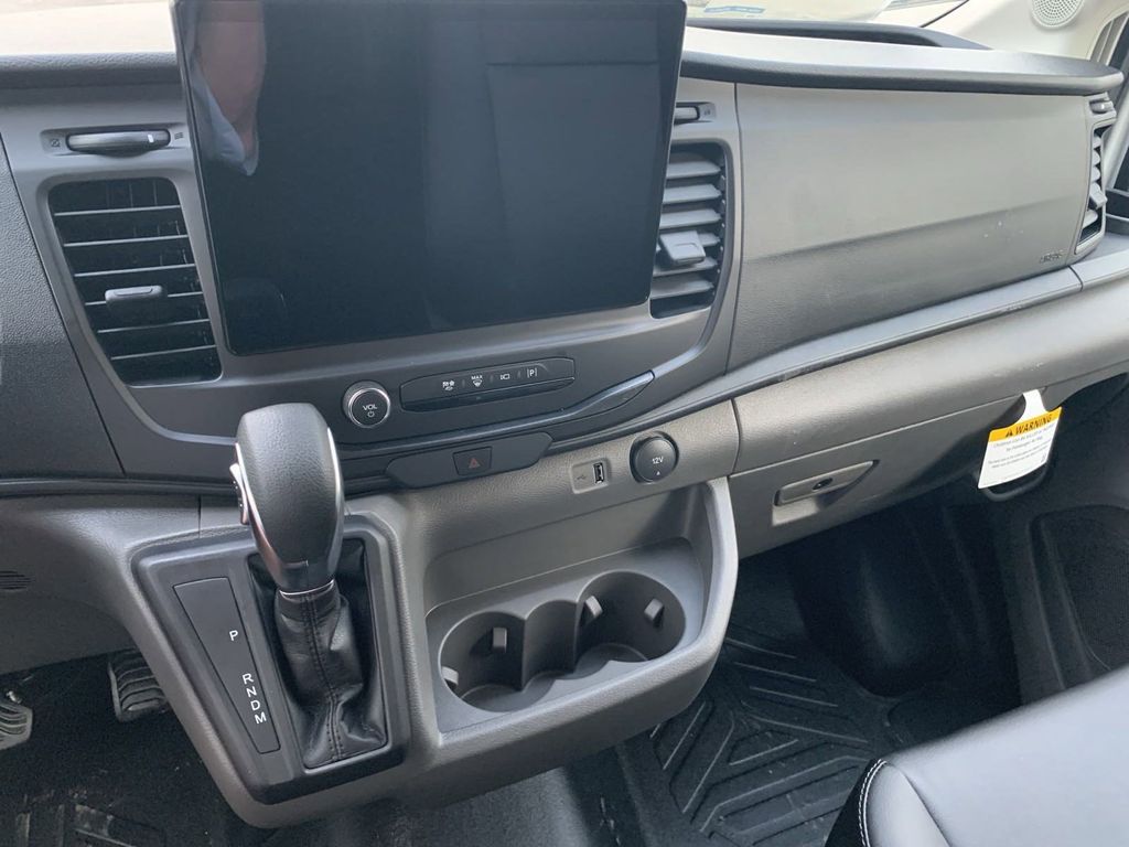 2024 Ford Transit photo 6