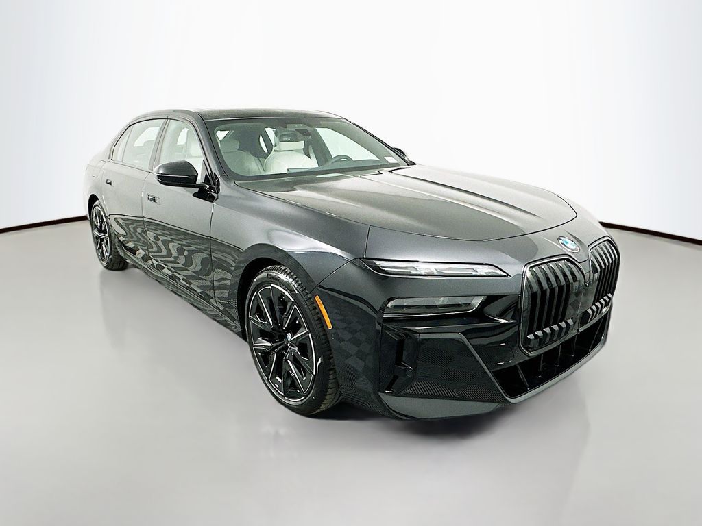 Thumbnail: 2025 BMW 7 Series - 3