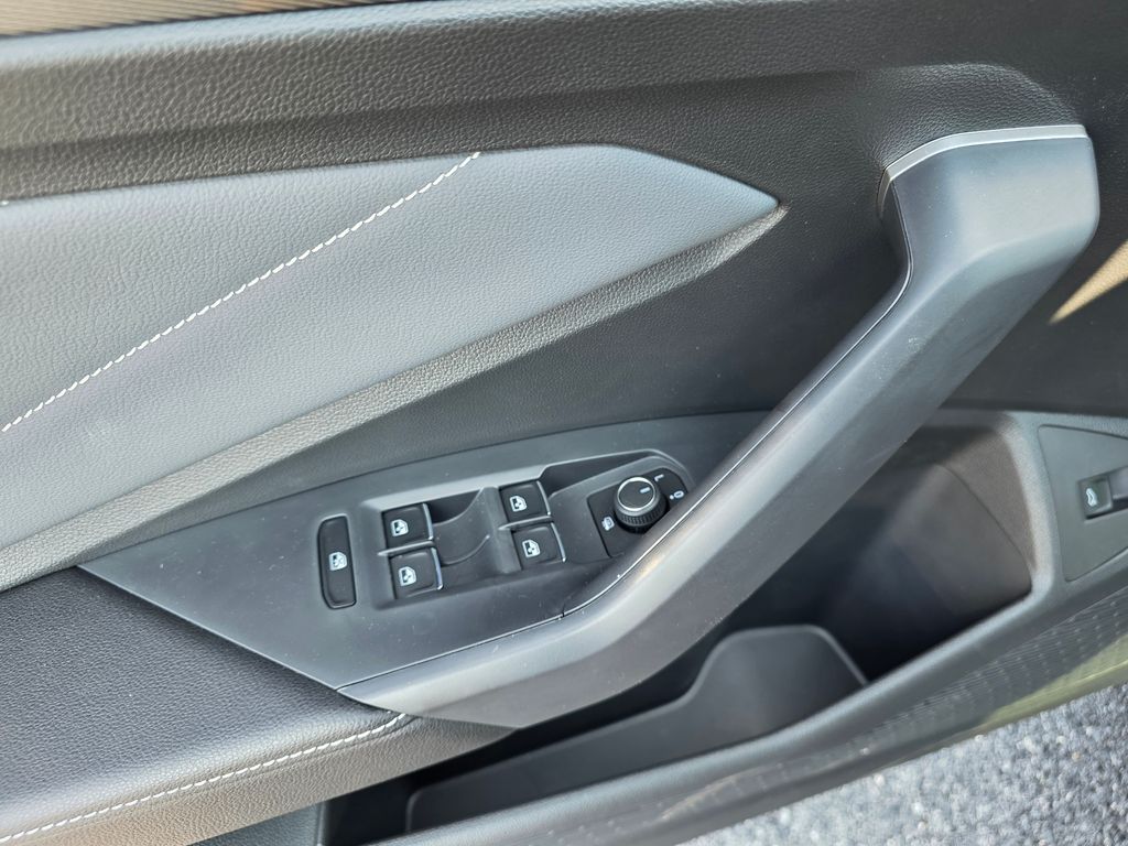 2026 Volkswagen Jetta 1.5T SEL - 9