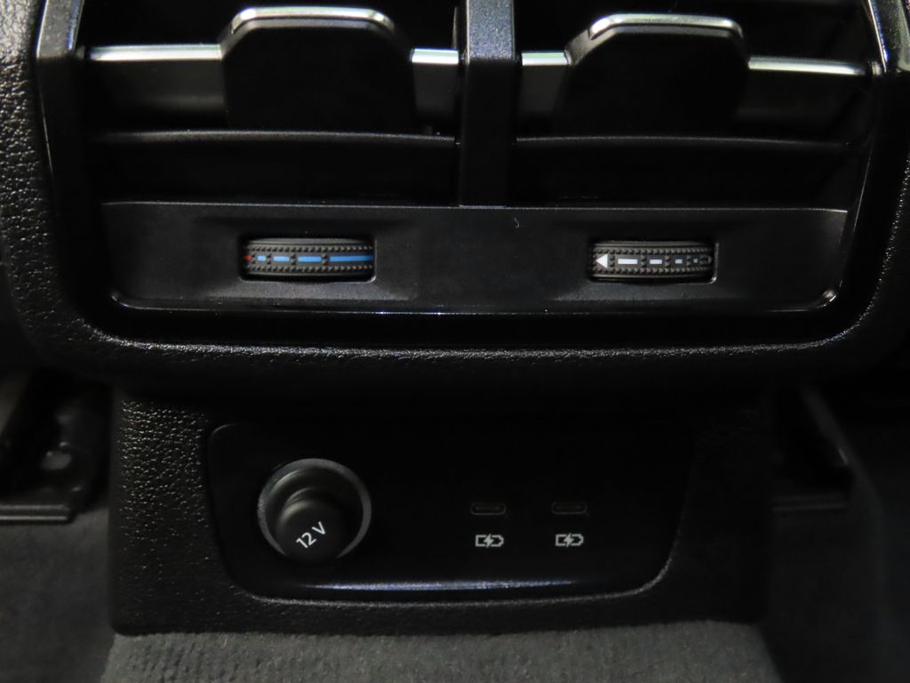 Thumbnail: 2025 Audi Q3 - 28