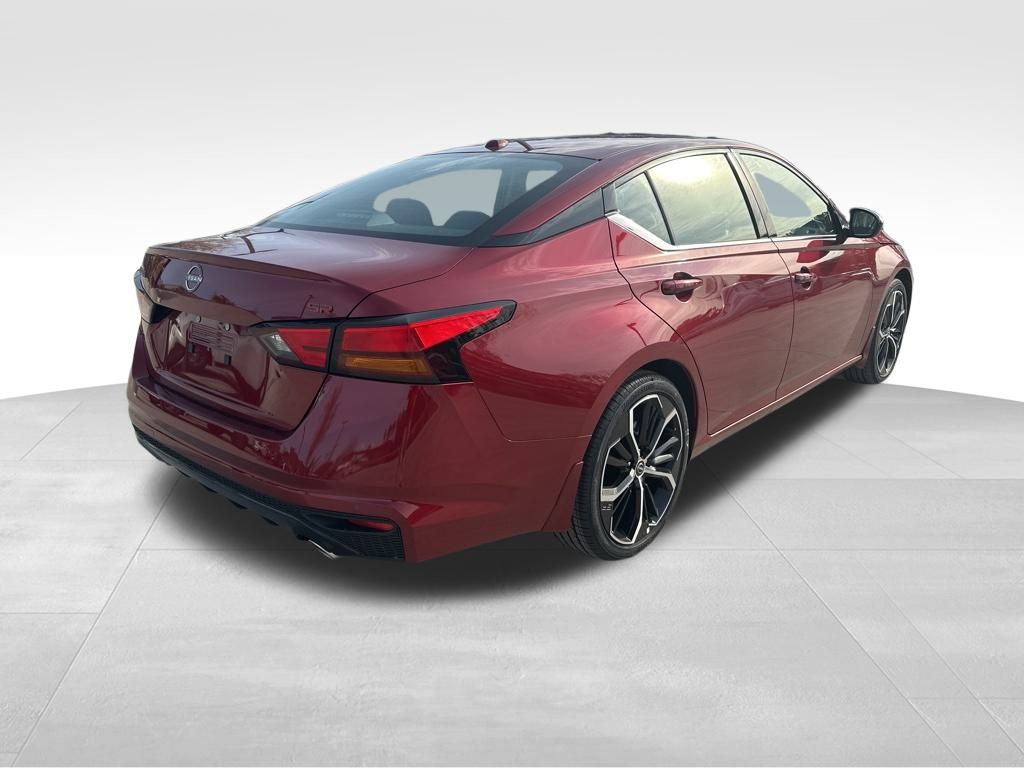 2025 Scarlet Ember Nissan Altima 2.5 SR FWD Sedan